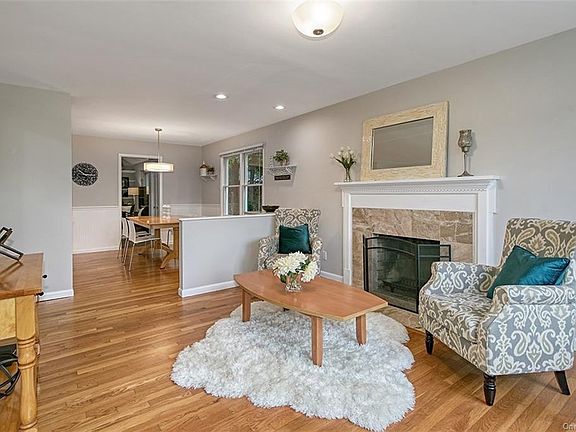 2nd image of 64 Park Ave