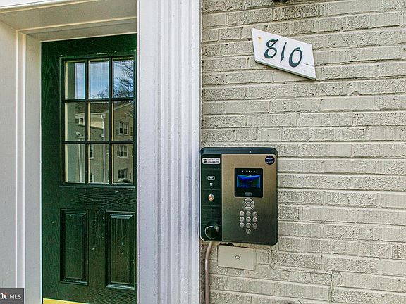 2nd image of 810 S Arlington Mill Dr #8-302