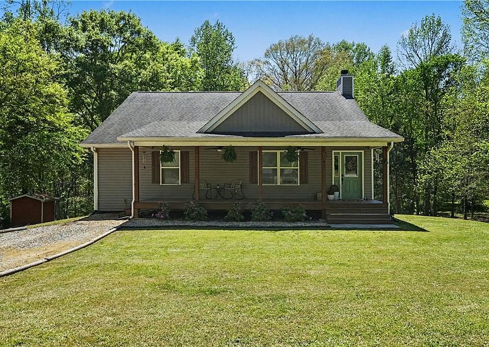 1st image of 368 Mountain Creek Ln