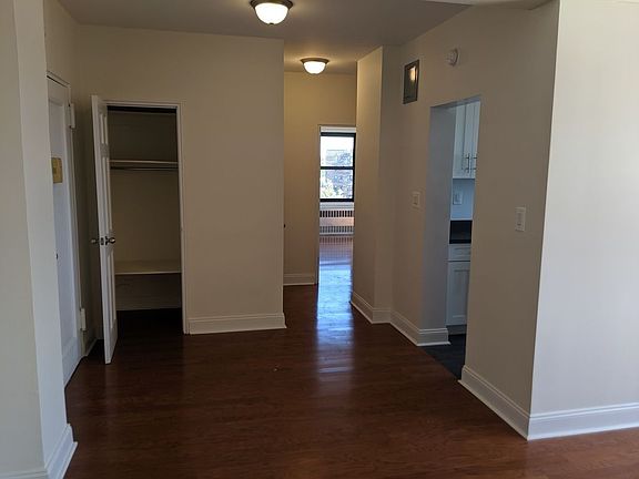 5th image of 6434 102nd St APT 7U