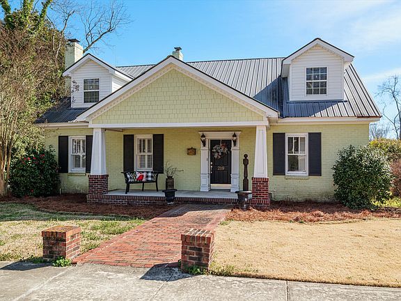 2nd image of 219 White Oak Street