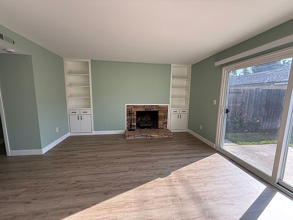 5th image of 14542 Carfax Dr APT C