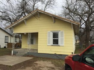 610 W 8th St, Ada, OK 74820