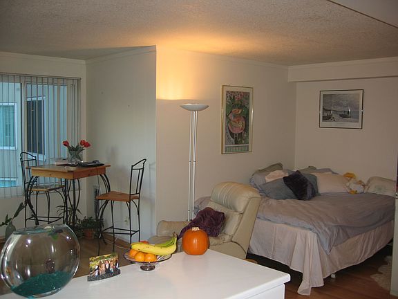 a KING size bed fits well in the space