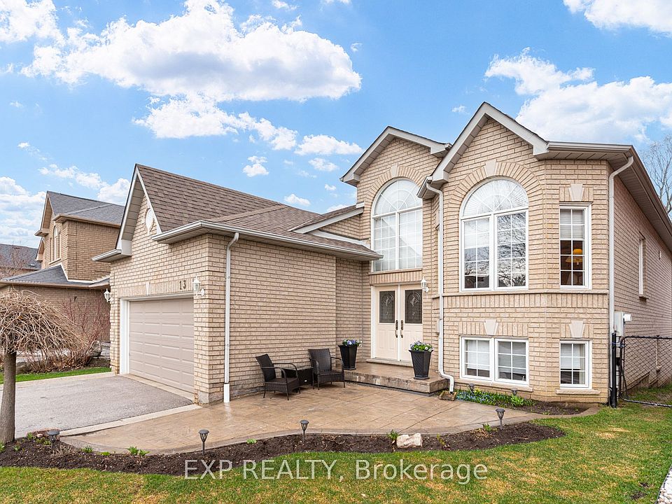 1st image of 13 Blueberry Hill Ct