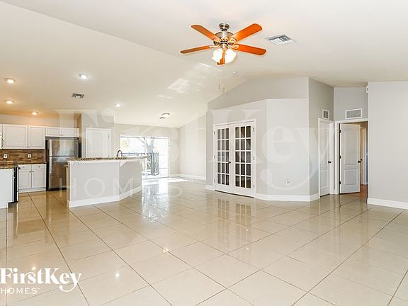 3rd image of 340 NE 30th St