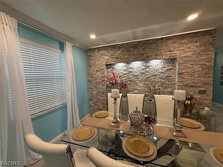12963 Pemberton Way — Photo 18