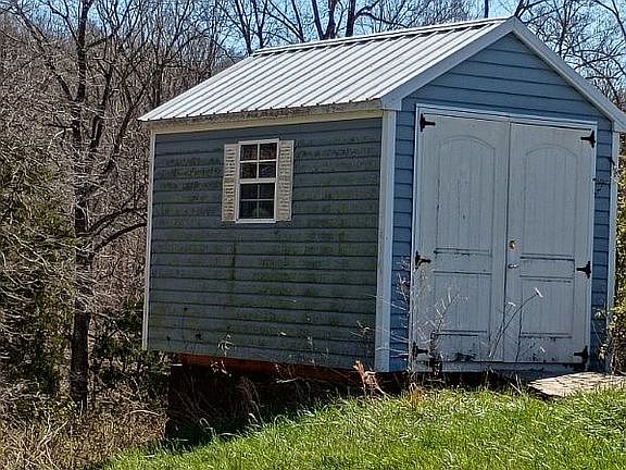 4th image of 6961 State Highway 643