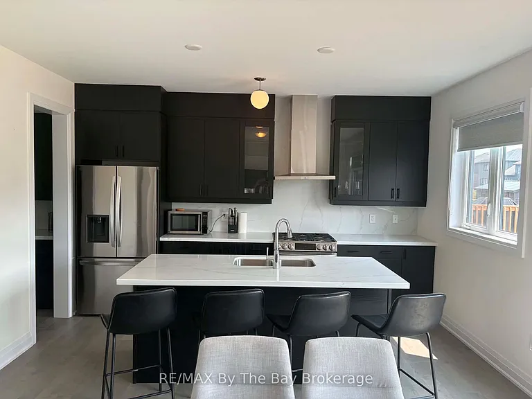 218 Mapleside Dr #UPPER — Photo 7