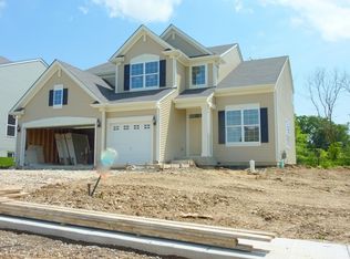 631 Seneca St, Volo, IL 60073