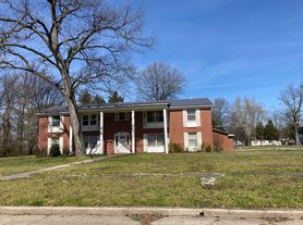 100 W Davis St, Blytheville, AR