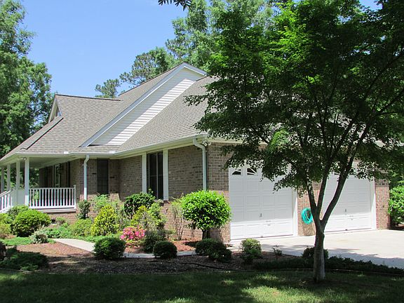 2nd image of 115 Hidden Harbor Ln
