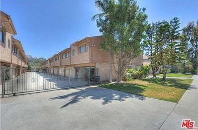 3rd image of 624 E Acacia Ave APT 1