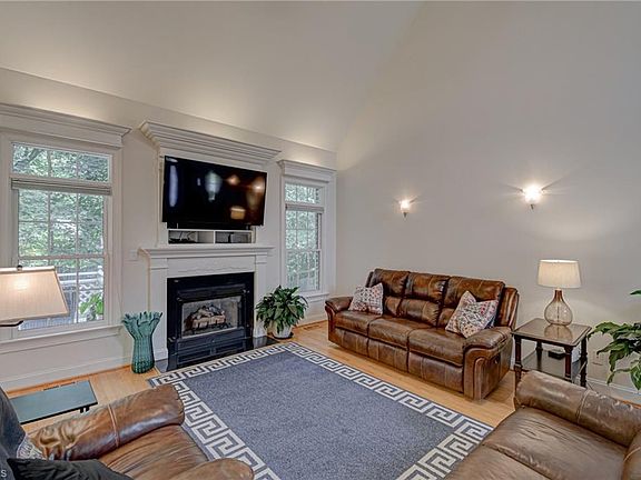 4th image of 1737 Tredegar Rd