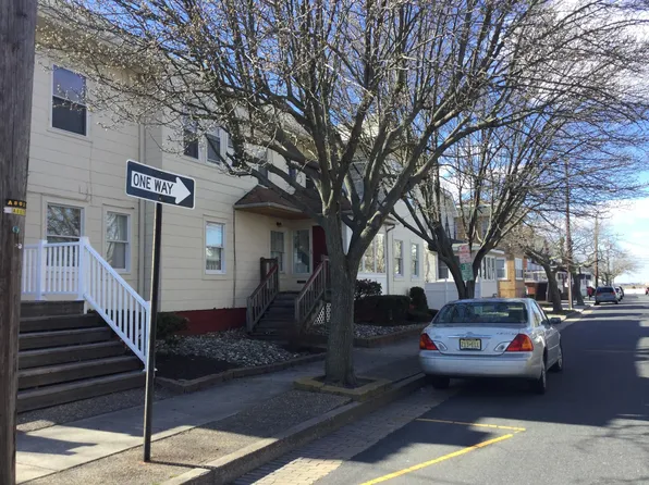 2 N Austin Ave #2, Ventnor City, NJ 08406