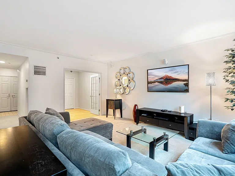 177 107th Ave NE #1508 — Photo 3