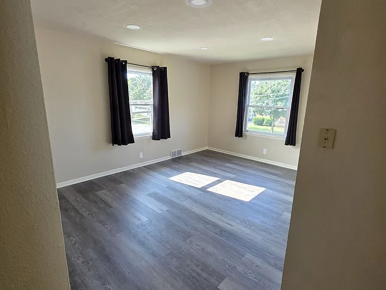 4839 W Lynndale Ave — Photo 14