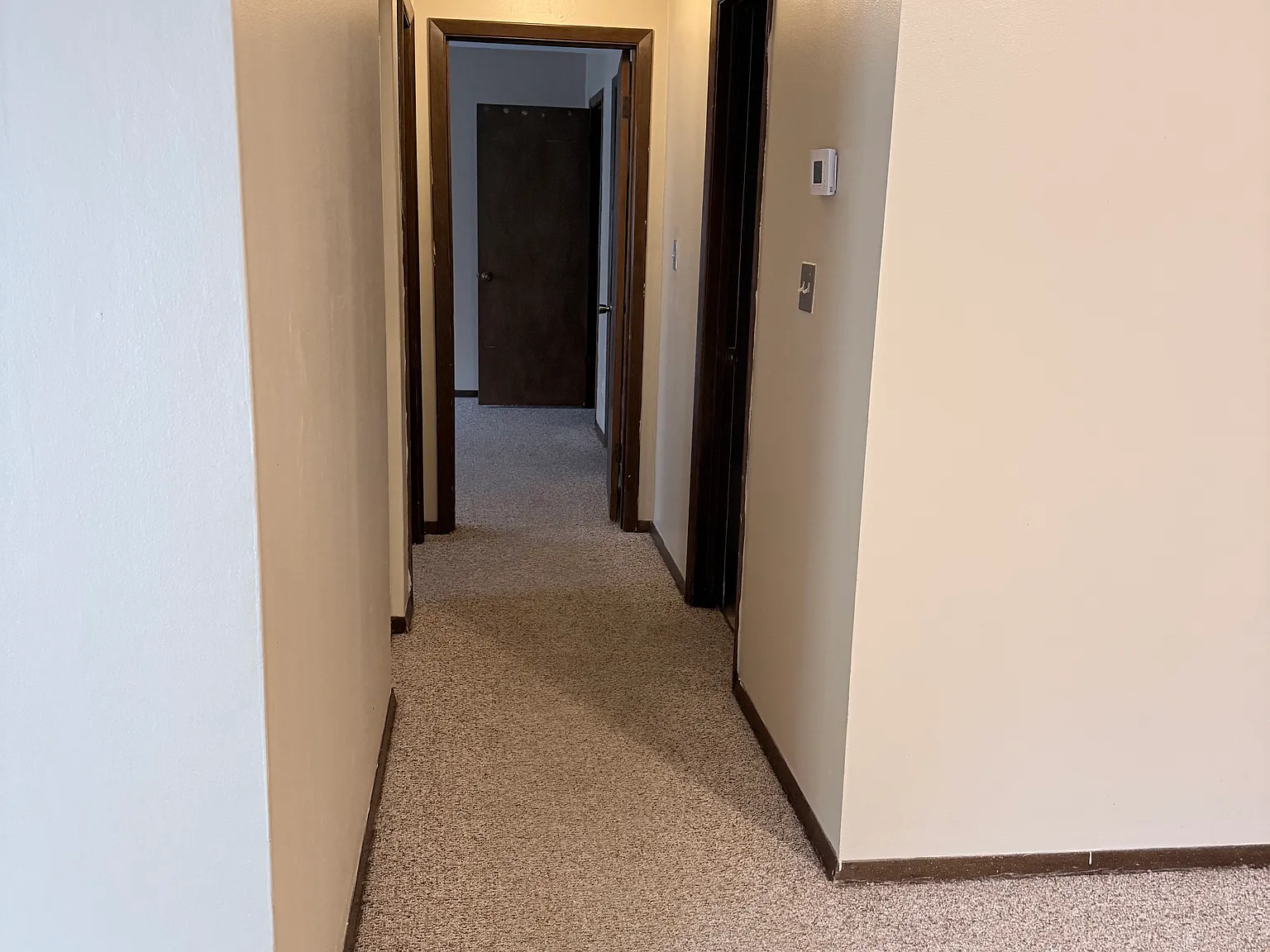 2 bed, 1.5 bath, 800 sqft, $925 — Photo 2