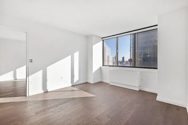 Rented by Greystar | media 29