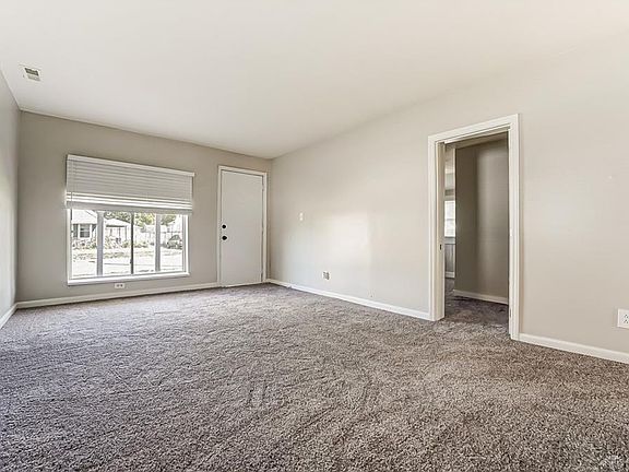 5th image of 2821 Cadillac St