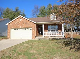 1614 Mont Vista Ave, Godfrey, IL 62035