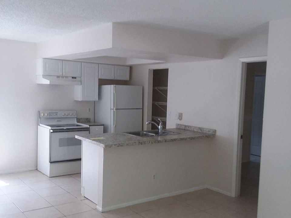 1st image of 4771 78th Ave N APT 206