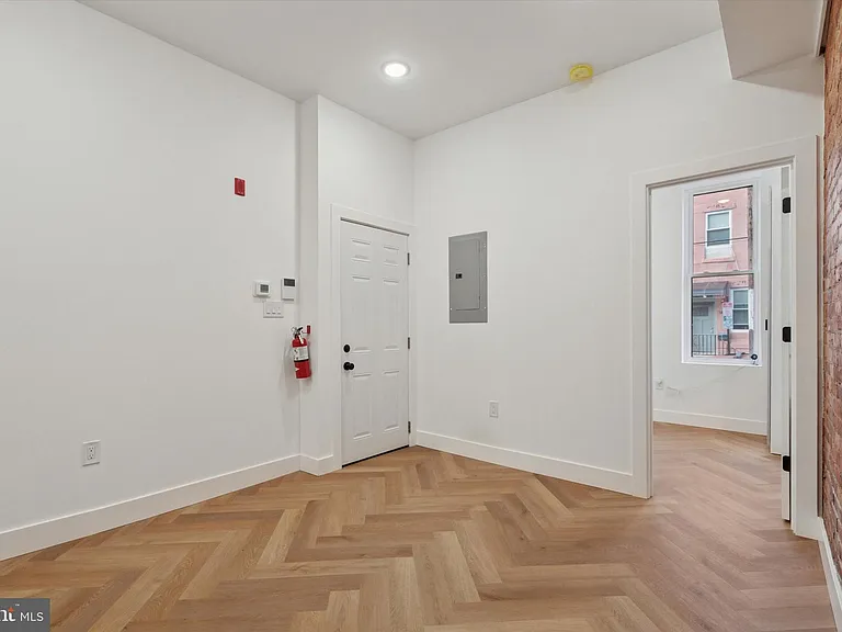 1438 Tasker St #1 — Photo 6