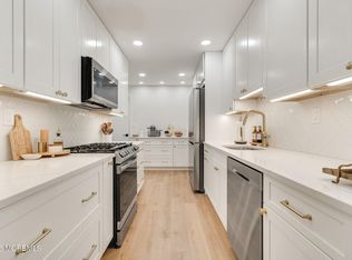 76 Chestnut Way #7-6, Englishtown, NJ 07726