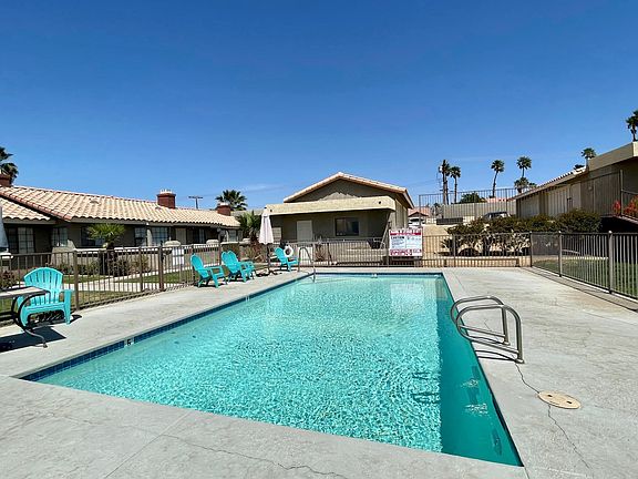 4th image of 79700 Avenue 42