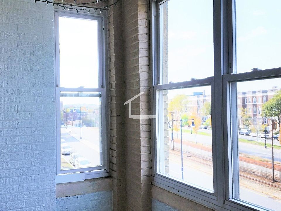 2nd image of 1629 Commonwealth Ave #72A