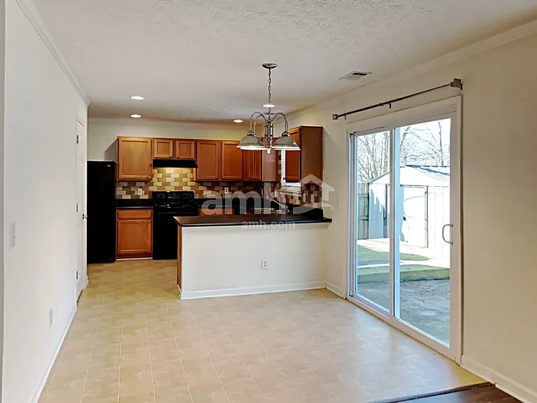 218 Wild Flower Ln — Photo 6