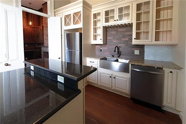 607 Elysian Fields Ave — Photo 10