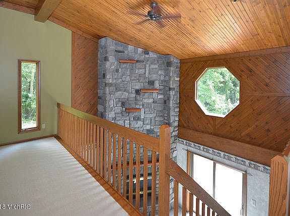 5th image of 10862 Paw Paw Lake Dr