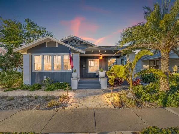2235 Dartmouth Ave N, Saint Petersburg, FL 33713
