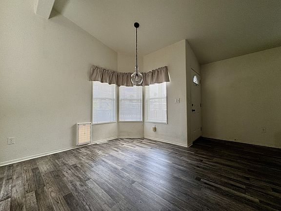 4th image of 2200 W Wilson St Space 101