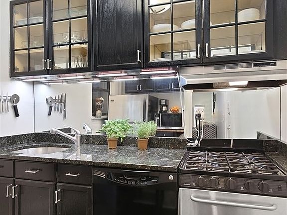 3rd image of 234 W 16th St APT 1-D