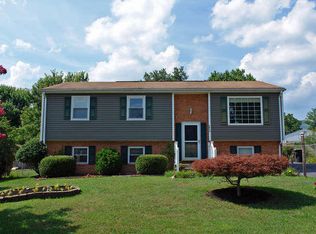 2613 Puckett Cir, Salem, VA