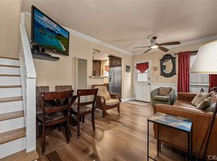 1527 W Balboa Blvd, Newport Beach, CA 92663