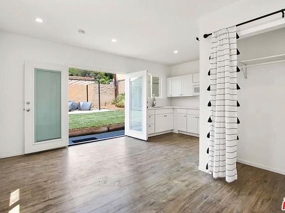 2nd image of 4439 W 61st St #1