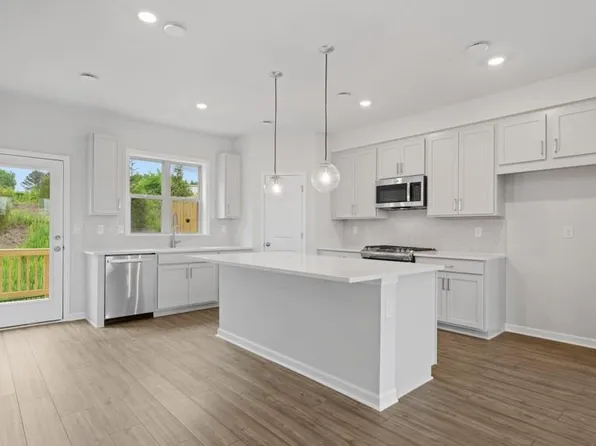 1600 Halbrook Pl SW, Marietta, GA 30008