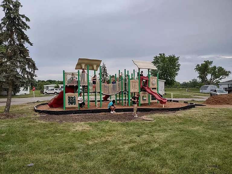 Ravinia Anchor Bay — Photo 3