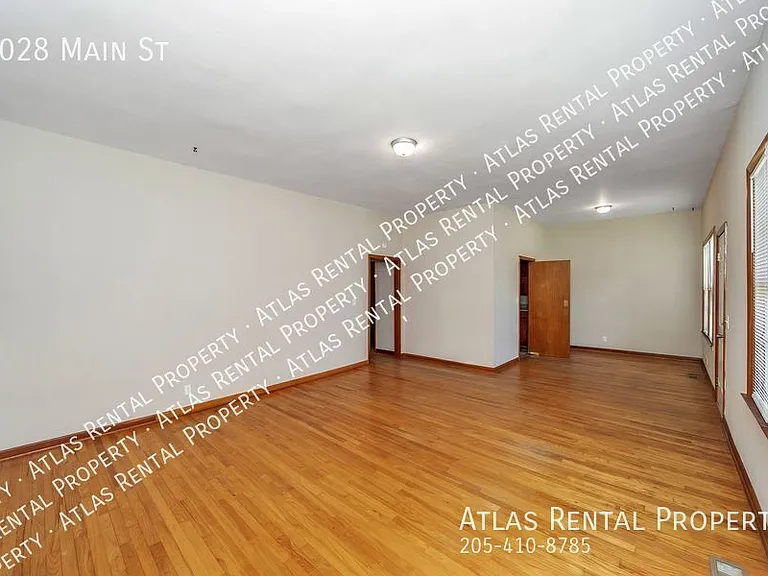 1028 Main St — Photo 11
