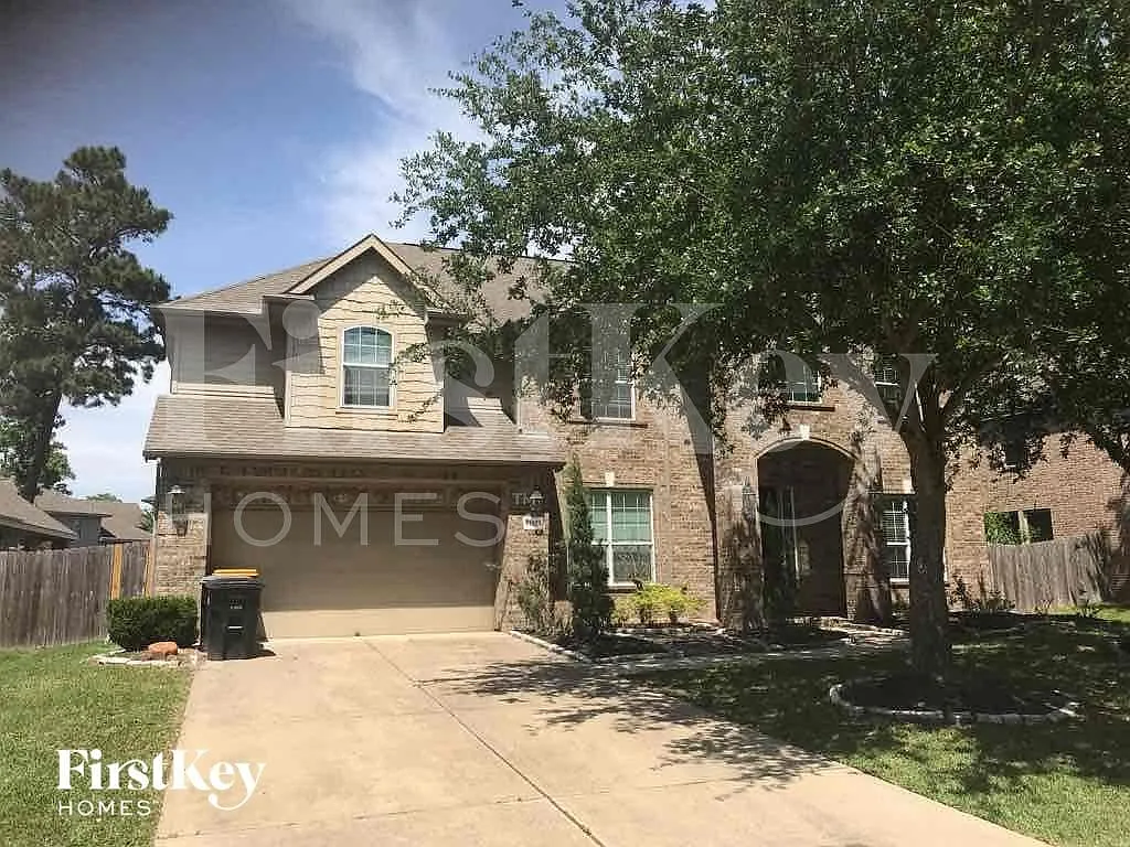 4 bed, 3.5 bath, 3494 sqft, $2,665 — Photo 1