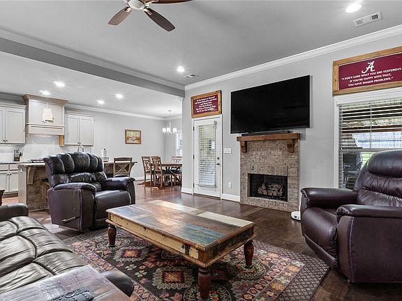 5th image of 11415 Canetuck Ln