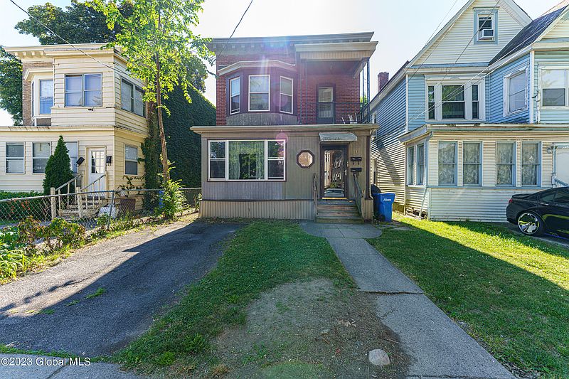 3rd image of 4 Bogart Terrace