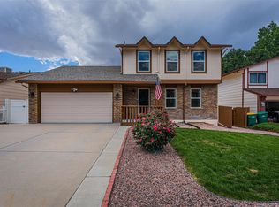 935 Harbourne St, Colorado Springs, CO 80911