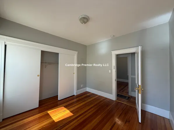 15 Waldo Ave, Somerville, MA