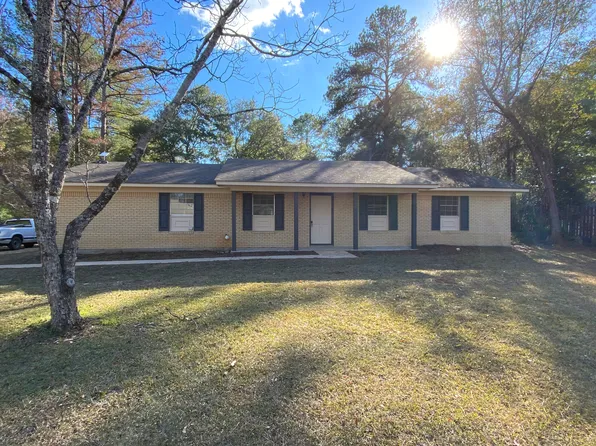 518 Jan Dr, Mendenhall, MS 39114