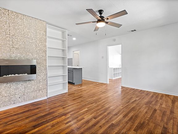 5th image of 11846 Oberlin Dr