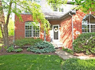 2147 Pleasant Colony Dr, Lewis Center, OH 43035